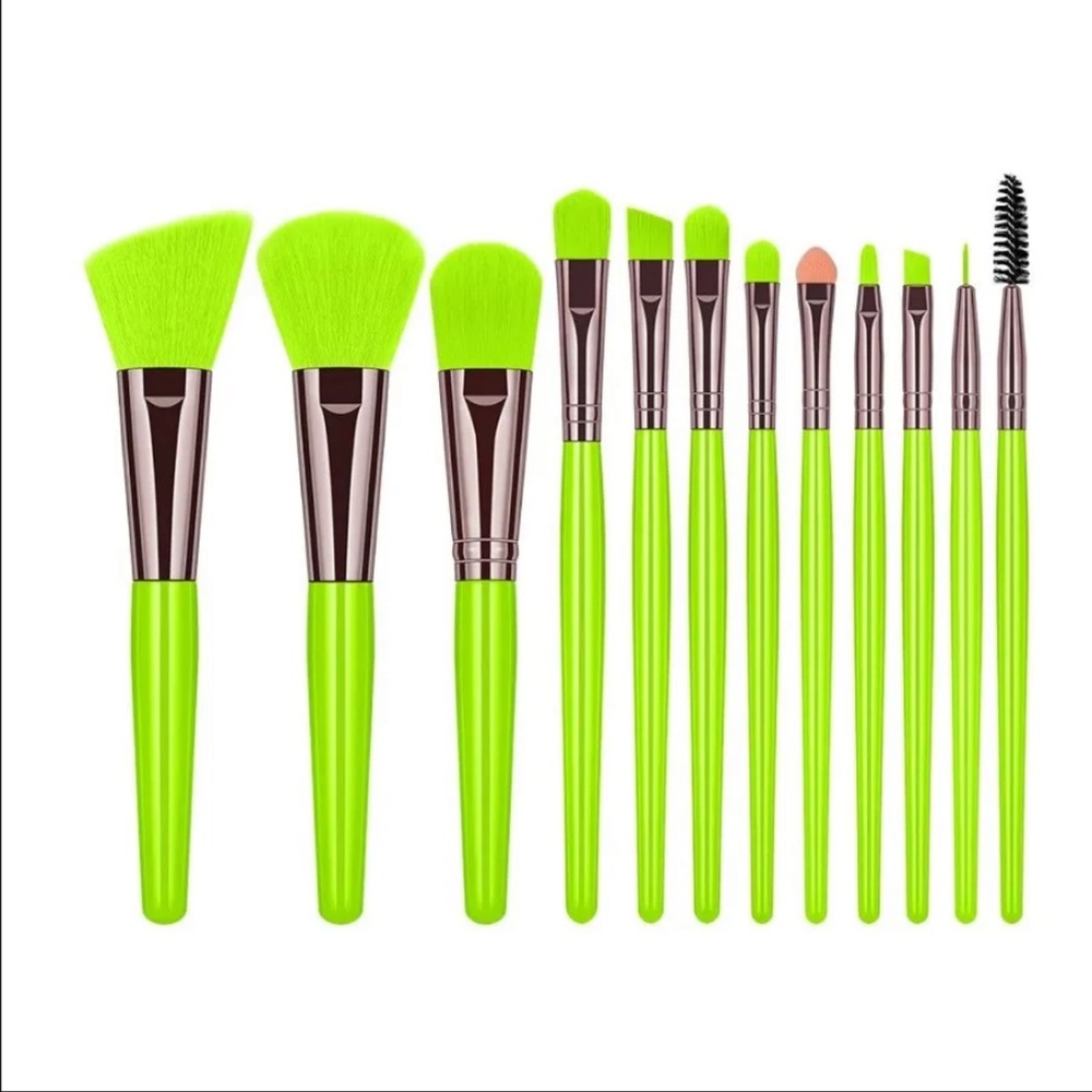 NWT Lime Green Makeup Brushes